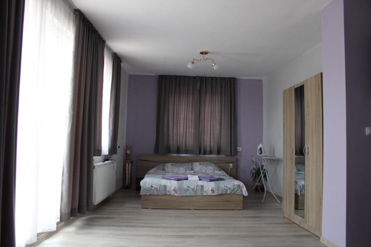 Къщи За Гости Ореха Samokov Luaran gambar